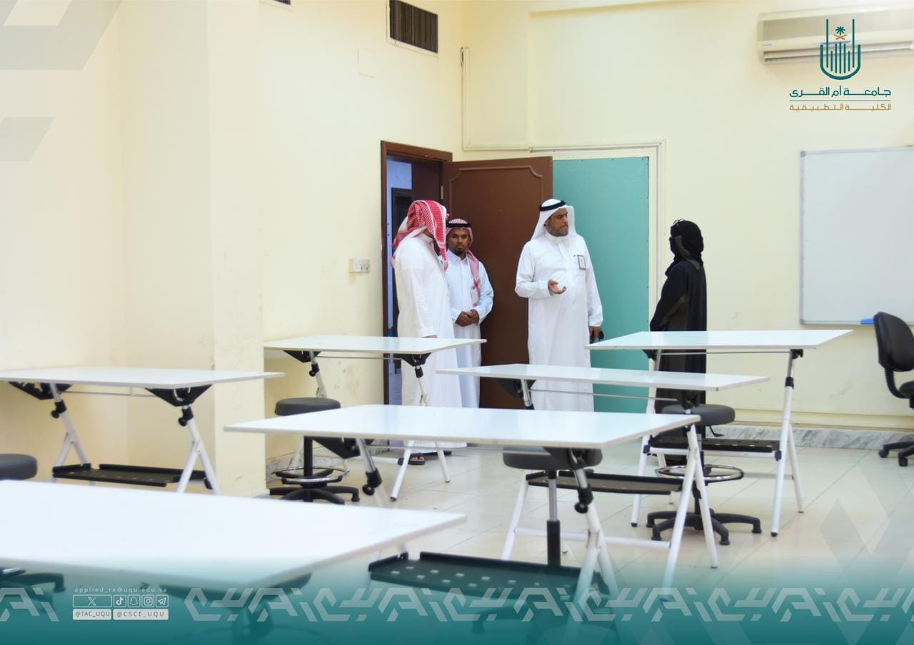 سعادة الرئيس التنفيذي للكلية التطبيقية يتابع جاهزية مباني ومعامل الكلية