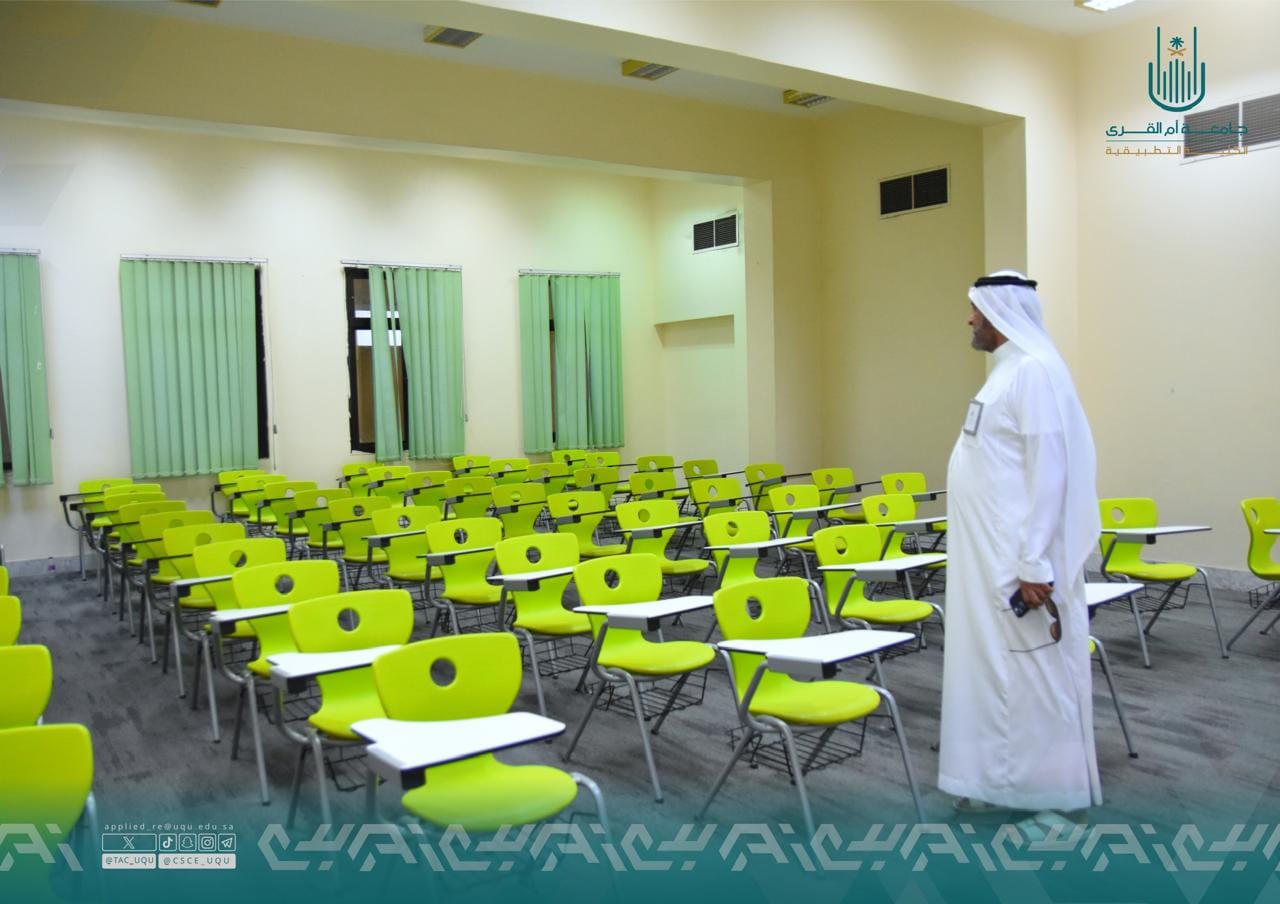 سعادة الرئيس التنفيذي للكلية التطبيقية يتابع جاهزية مباني ومعامل الكلية