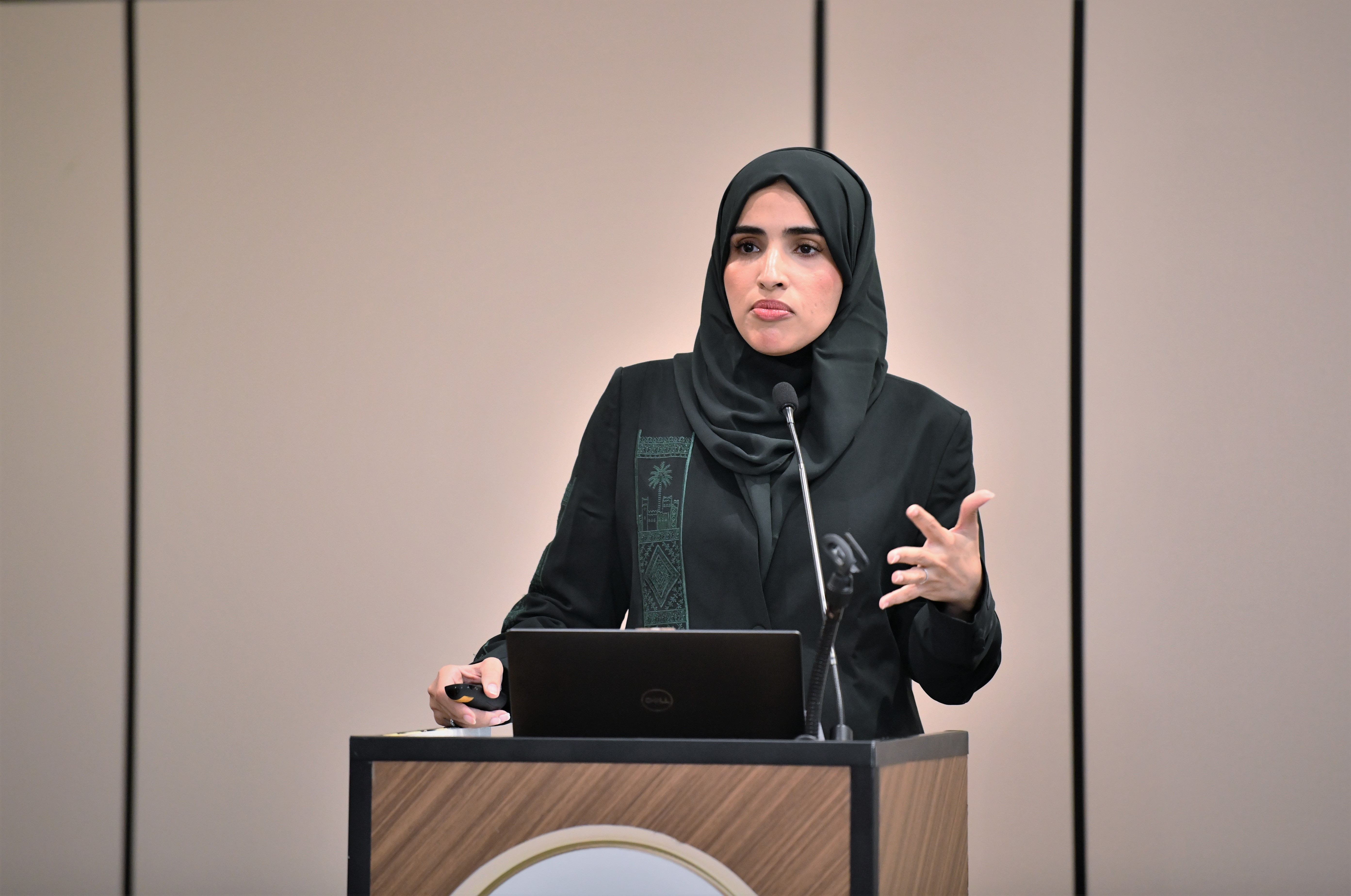 أقامت كلية الإدارة والاقتصاد لقاء تهيئة الطلبة المستجدين للعام الجامعي 1448هـ