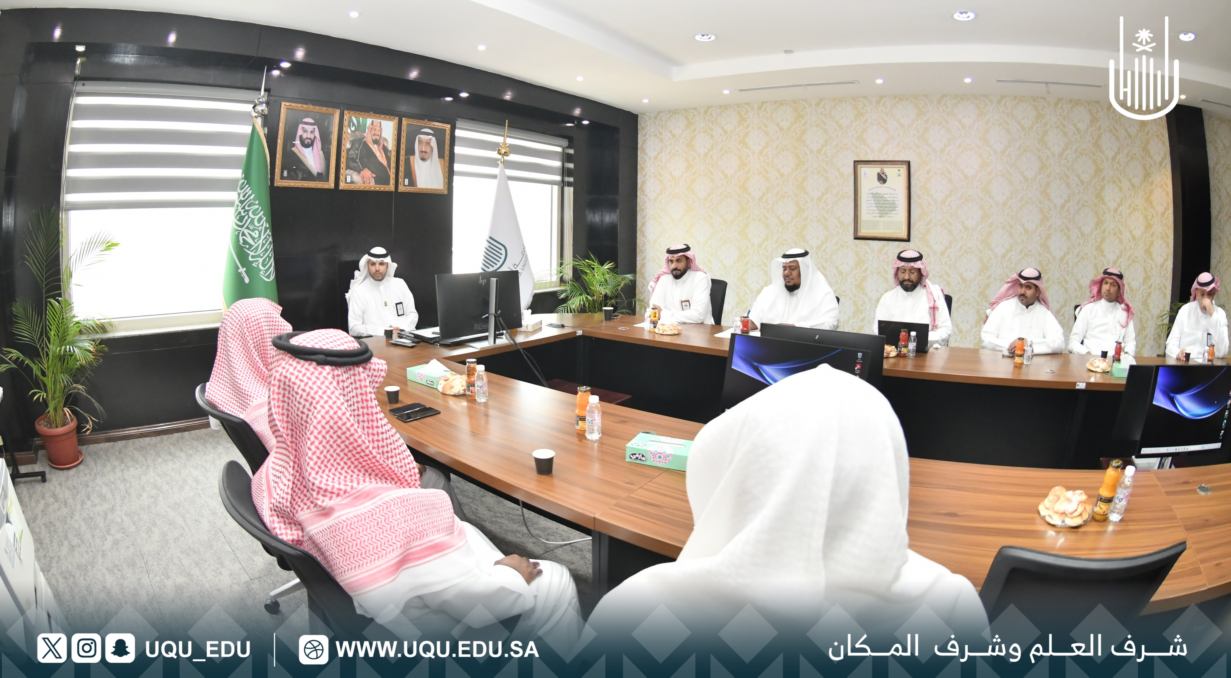 وفد من كليَّة الملك فهد الأمنيَّة يزور عمادة القبول والتَّسجيل بجامعة أمِّ القرى