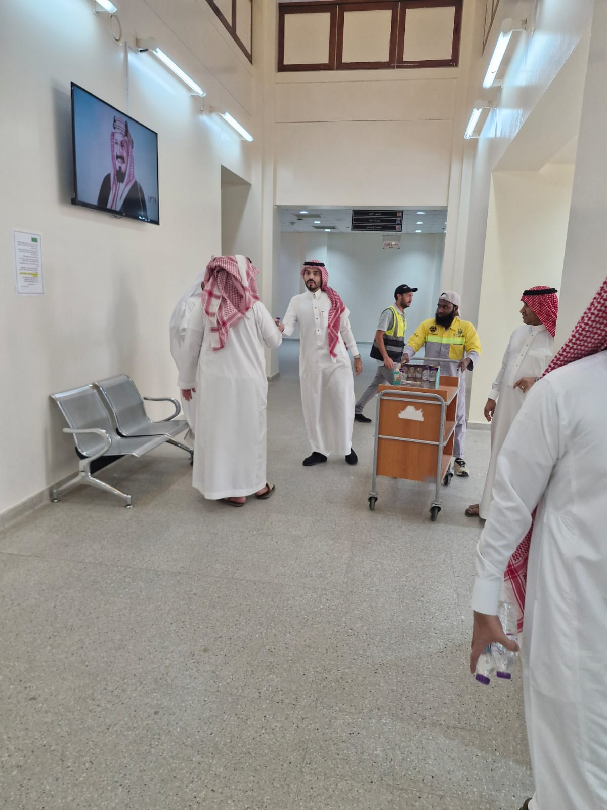 كلية الشريعة تفعل مبادرة أعقلها وتوكل استعدادا للاختبارات النهائية للفصل الأول 1447هـ للشطرين