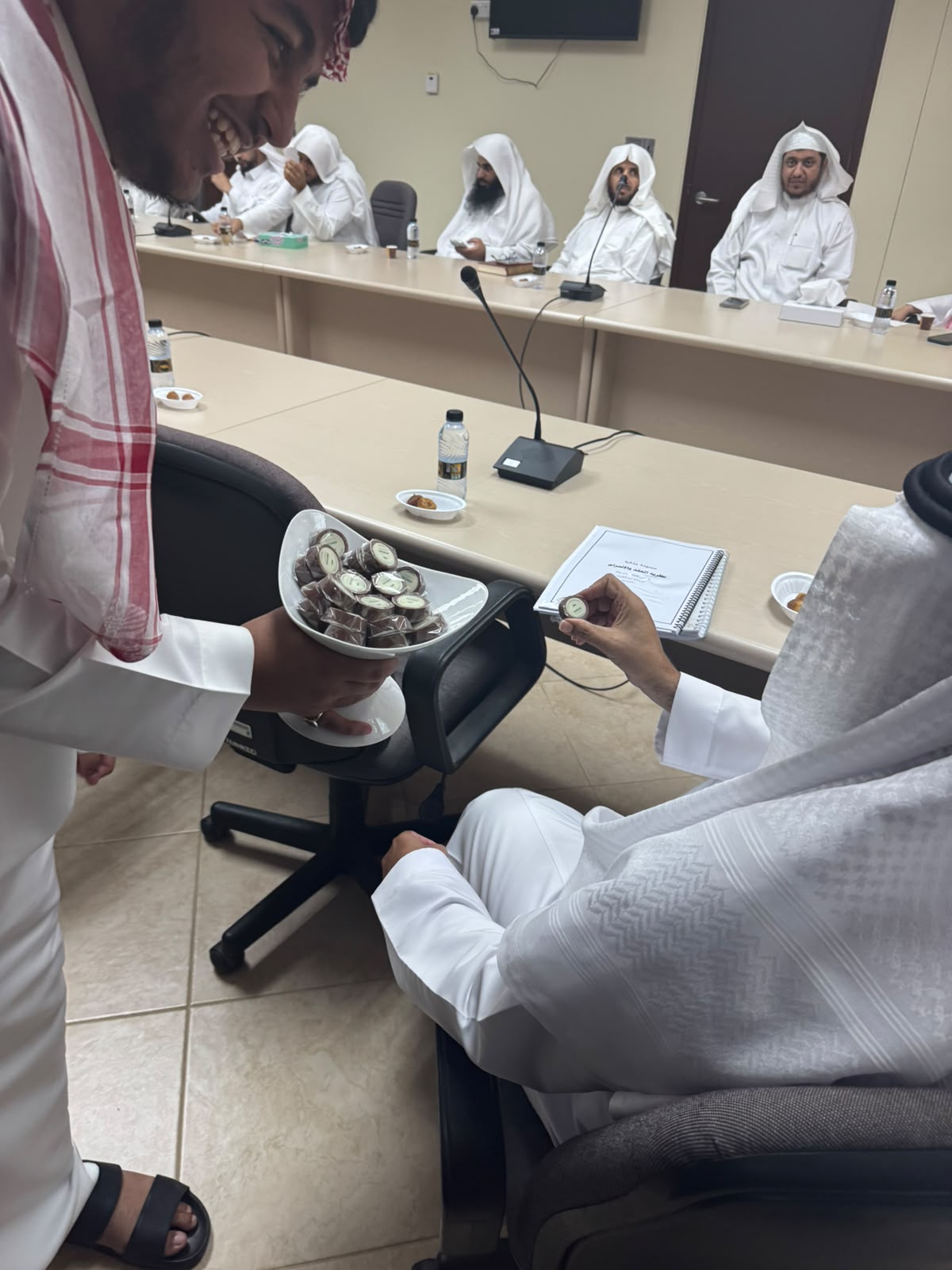 كلية الشريعة والدراسات الإسلامية تفعل اليوم العالمي للمعلم