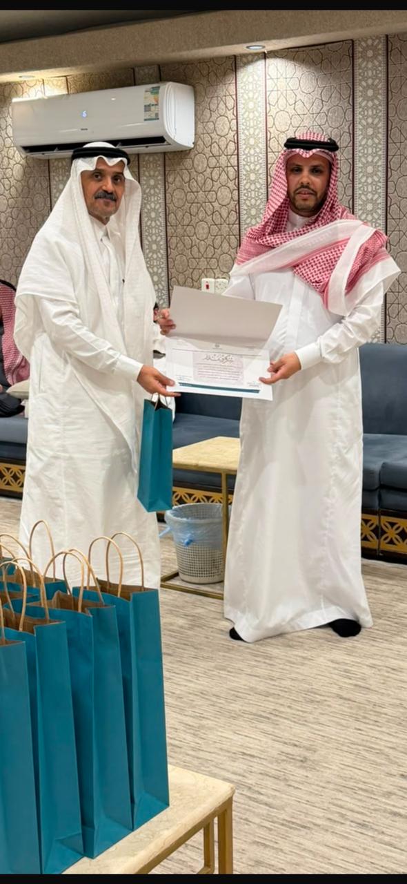 خبر | عمادة القبول والتسجيل تختتم العام الجامعي 1447هـ بحفل تكريم  لمنسوبيها