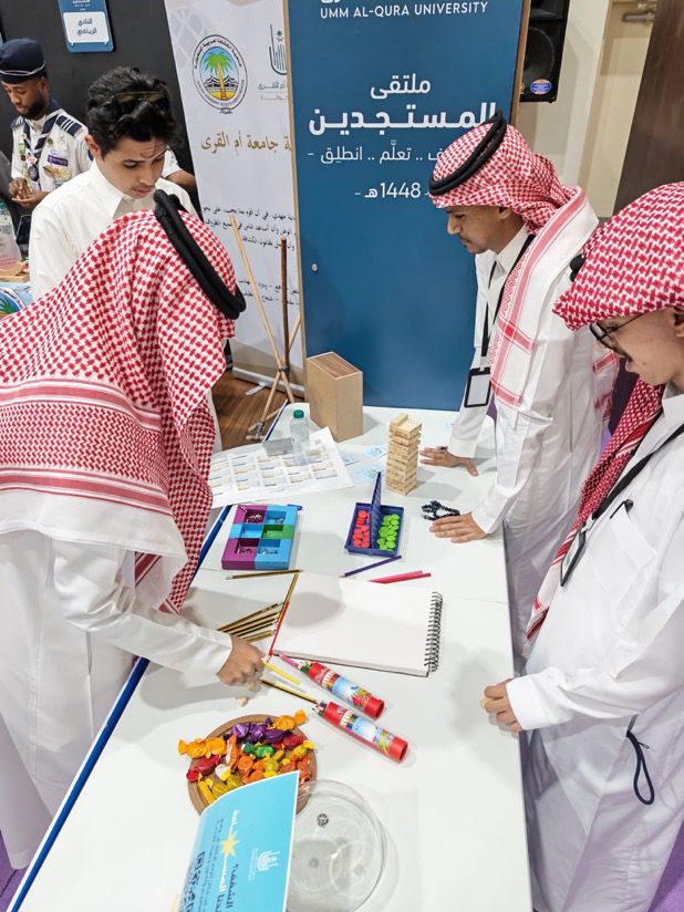 مشاركة شطر الطلاب بكلية التصاميم و الفنون بملتقى المستجدين