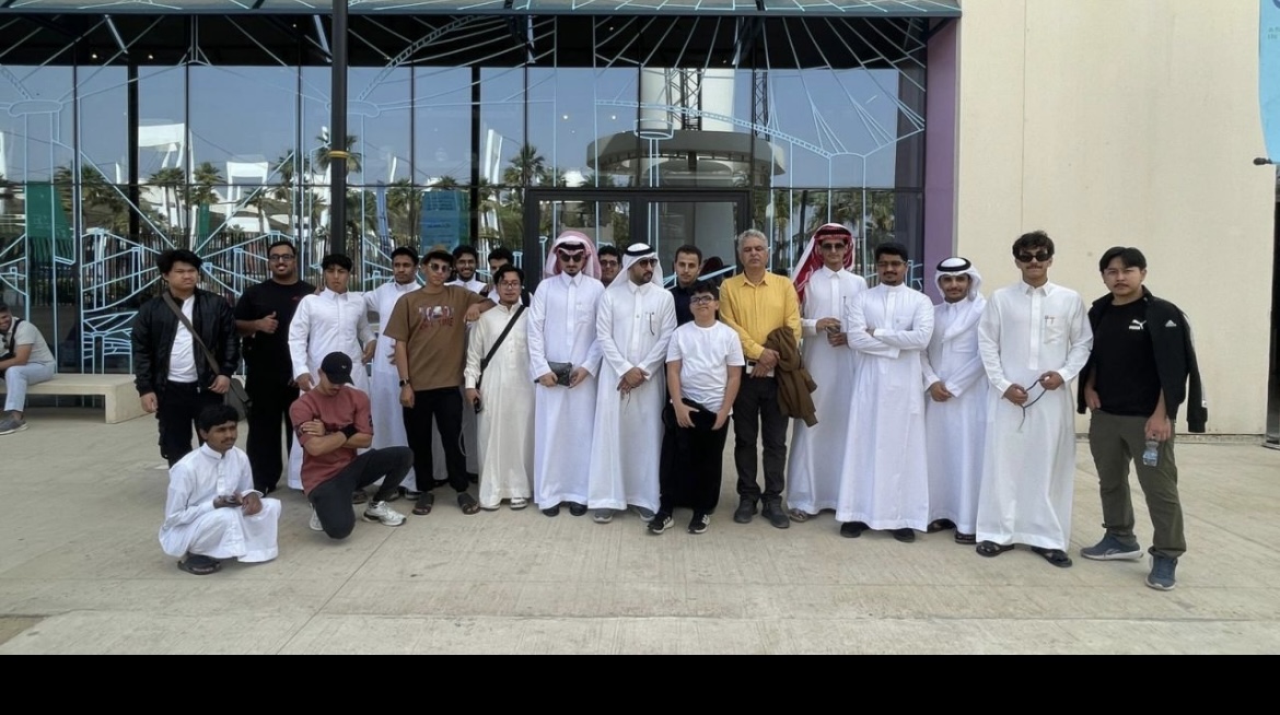 زيارة علمية لطلاب الكلية إلى بينالي الفنون الإسلامية بجدة