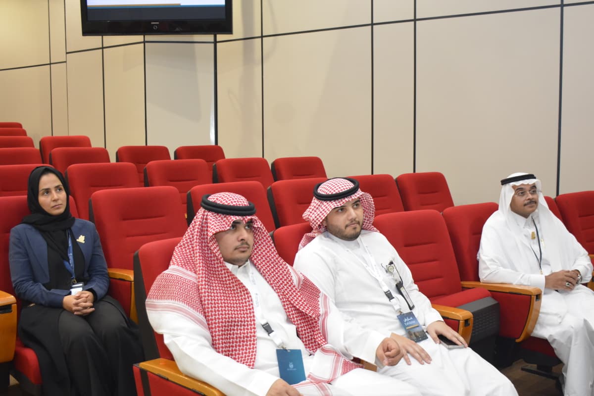 مشاركة  كلية التصاميم والفنون  في فعاليات ملتقى المهنة والابتكار 2026م