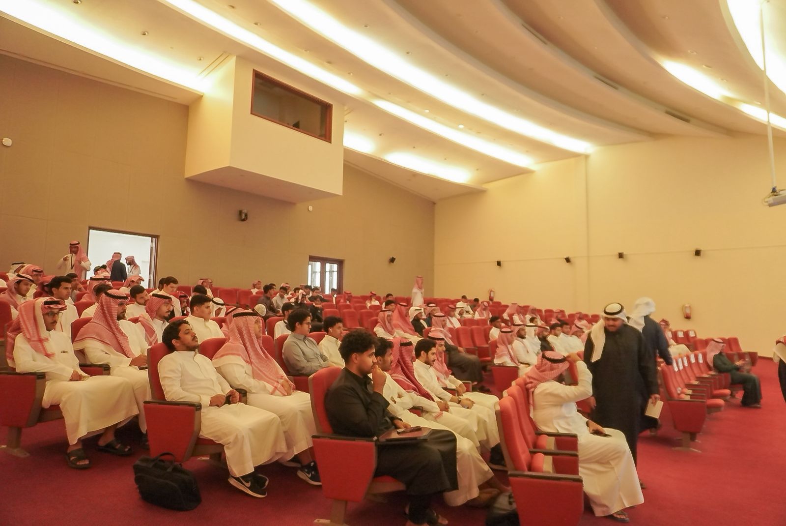ملتقى التدريب التعاوني الأول (شطر الطلاب )
