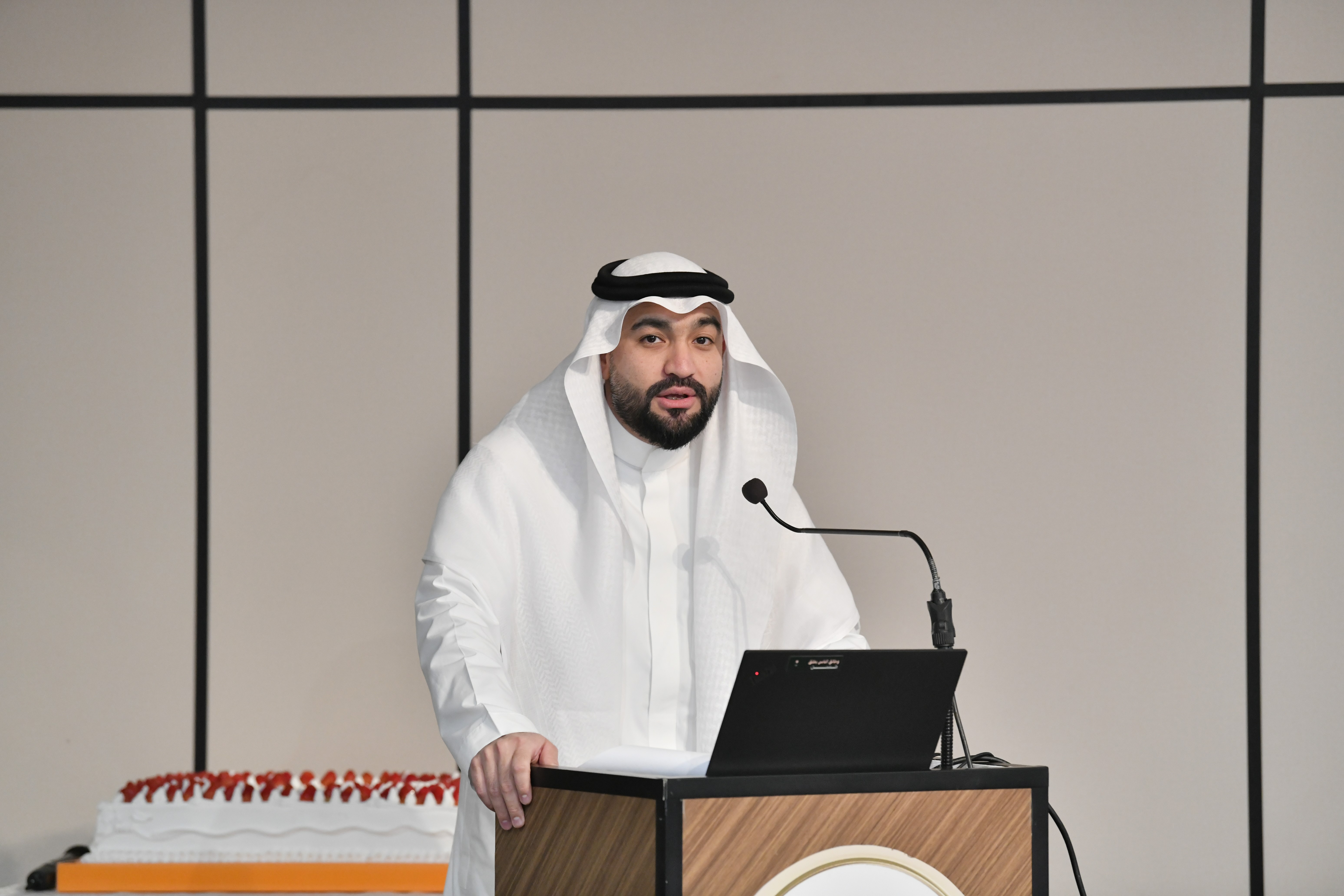 كلية العلوم الطبية التطبيقية تحتفي بإنجازاتها ومنسوبيها في ختام العام الجامعي١٤٤٧هـ
