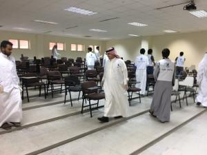 Scientific Club Participates in Activating a Campaign Entitled ‘Our University Is Clean’ at the College of Applied Sciences