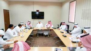 Delegation from Organizing Committee of Hajj and Umrah Forum Visits Tiba University