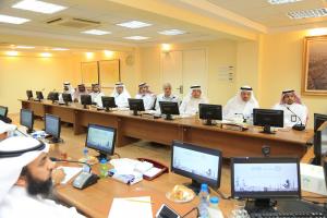 UQU President Checks on Hajj Research Institute's Participation in Pilgrims Service Program