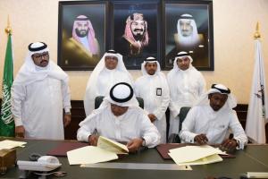 UQU President Inks Designs’ Agreement of Umm Al-Qura Consultancy Oasis