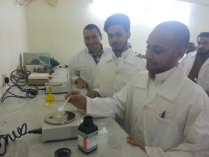 Chemistry Department Holds a Workshop on UV Machine