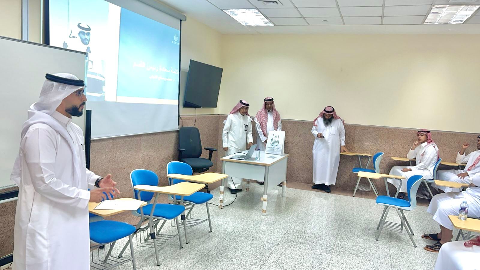حفل استقبال الطّلاب المستجدّين