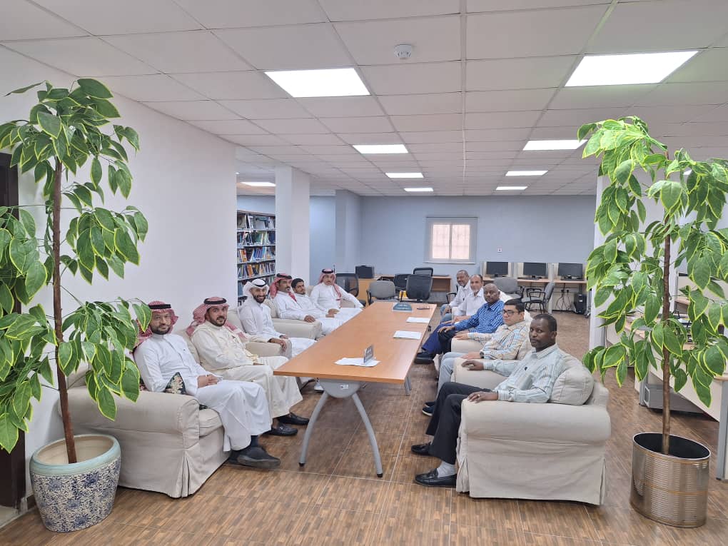 كلية العلوم الصحية بالليث تحتفي بأعضاء هيئة التدريس المنتهية عقودهم تقديراً لعطائهم