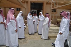 UQU President Visits the University College in Al-Lith