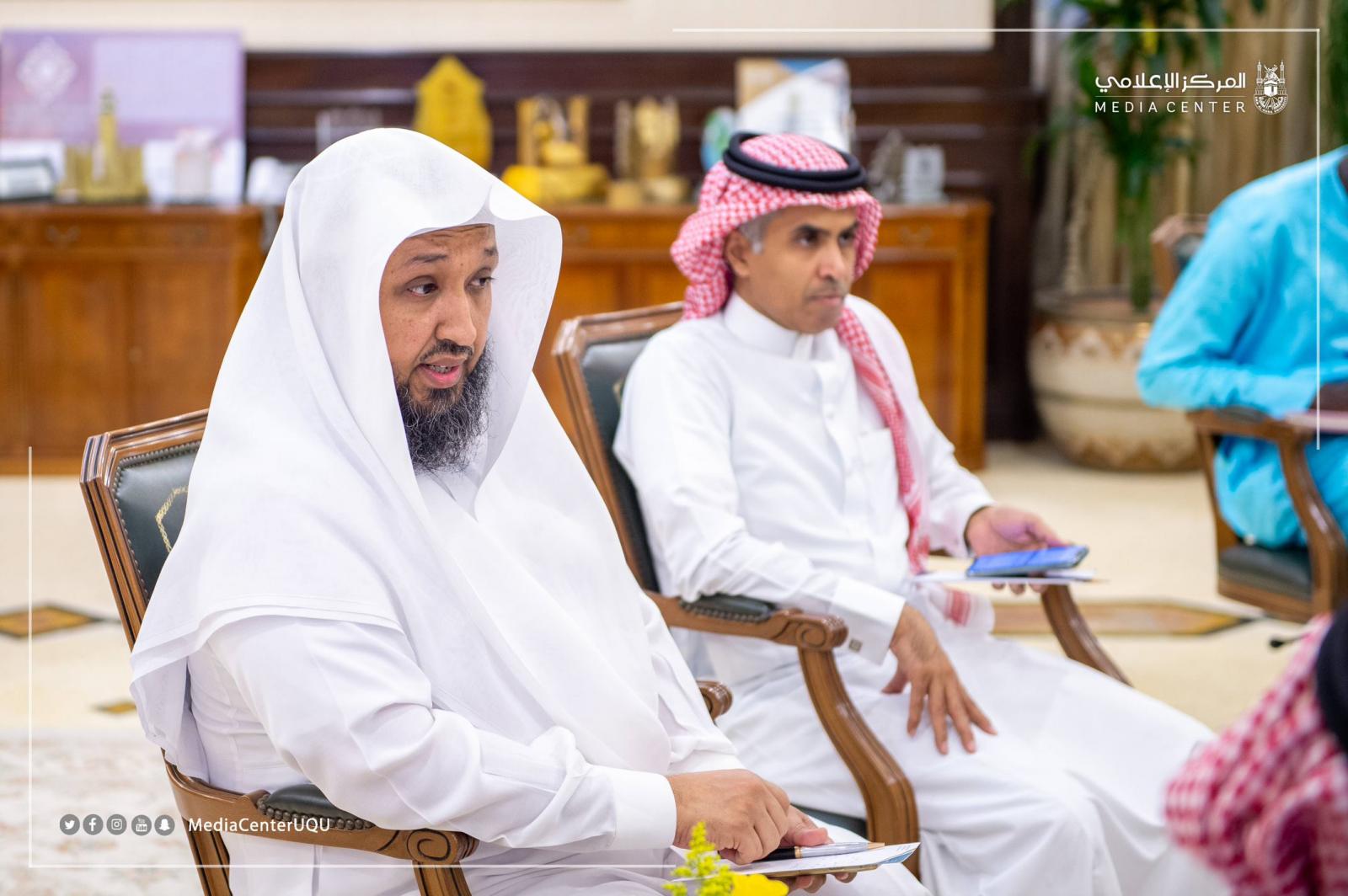 مدير جامعة أم القرى يبحث سبل التعاون مع الجامعات السنغالية وطلاب المنح والمبتعثين
