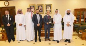 UQU President Receives the Consul General of France