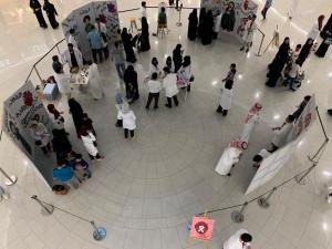 70 Future Physicians Raise Malls Shoppers’ Awareness of the Seriousness of Heart Disease and Cancer