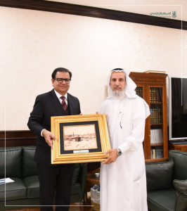 His Excellency the UQU President Receives a Group of International Experts in Entrepreneurship and Innovation