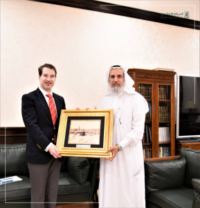 His Excellency the UQU President Receives a Group of International Experts in Entrepreneurship and Innovation