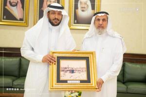 His Excellency the University President Honors the Former Deans of the Colleges of Pharmacy and Arabic Language