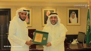 UQU Vice President Honors the Personnel of the Storage Department