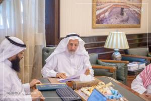 His Excellency the President of Umm Al-Qura University Approves the Promotion of 433 Employees