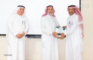 The College of Dentistry Celebrates Its Staff in the Presence of the UQU President