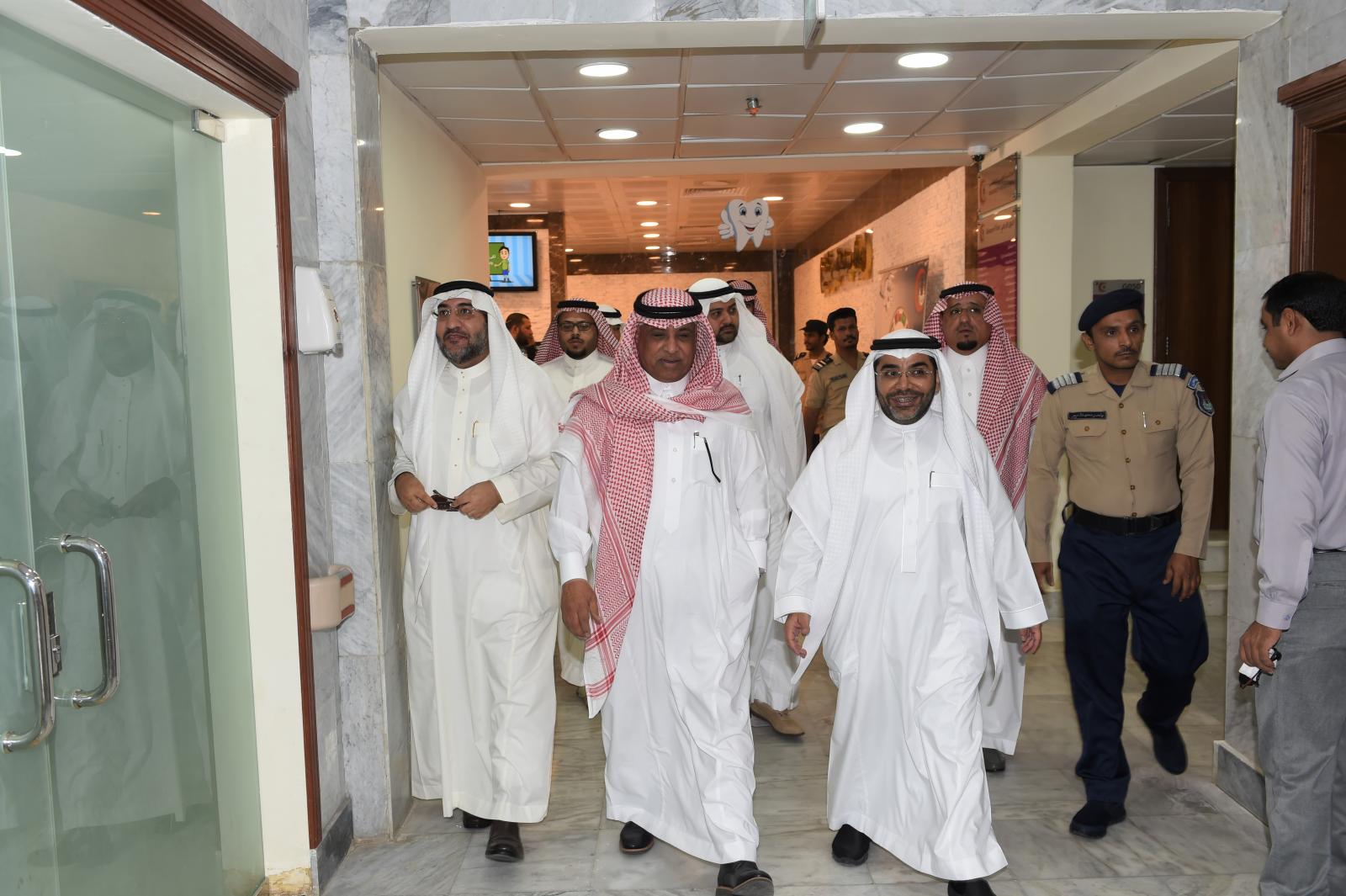 UQU President Checks on new Services at the University Medical Center, Inaugurates GCC Oral Health Unified Week 