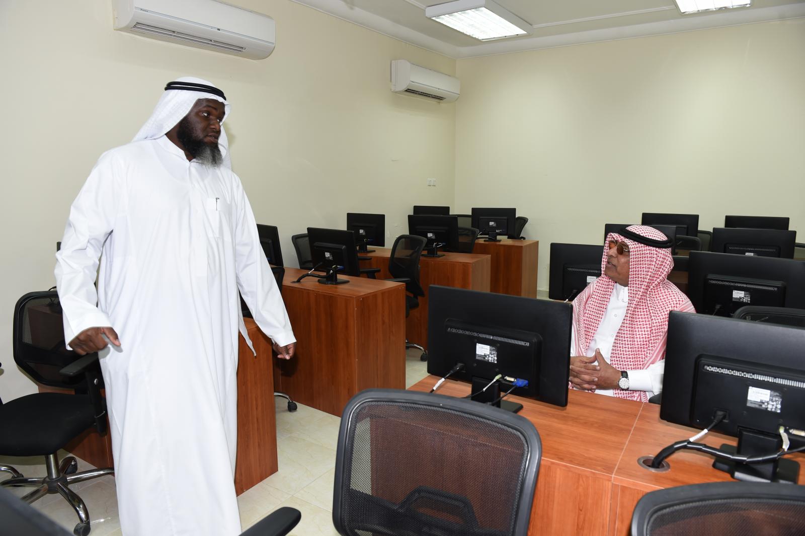 معالي مدير الجامعة يتفقد المدينة الجامعية بالليث