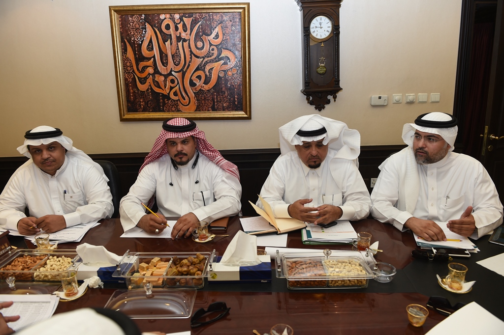 Committee of Granting Honorary Doctorate to Dr. Al-Angary Continues Meetings 