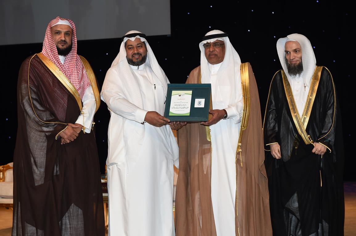 معالي مدير الجامعة يفتتح معرض الدعوة إلى الله في مكة المكرمة