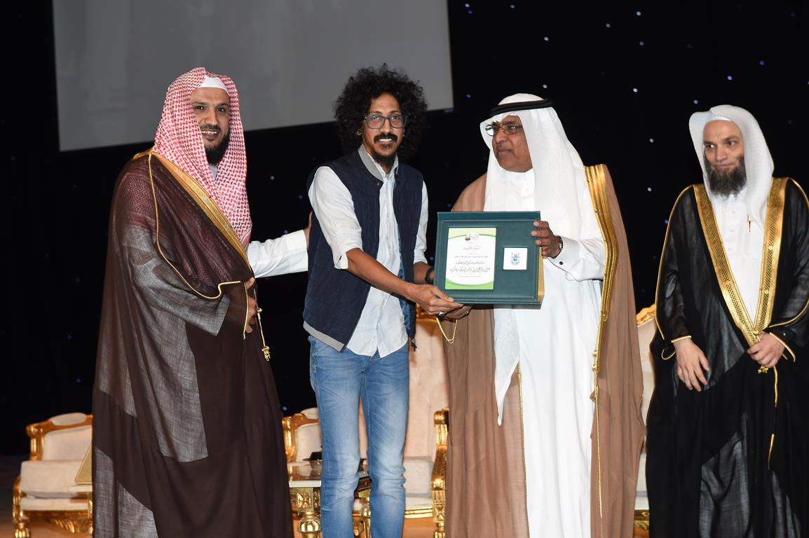 معالي مدير الجامعة يفتتح معرض الدعوة إلى الله في مكة المكرمة