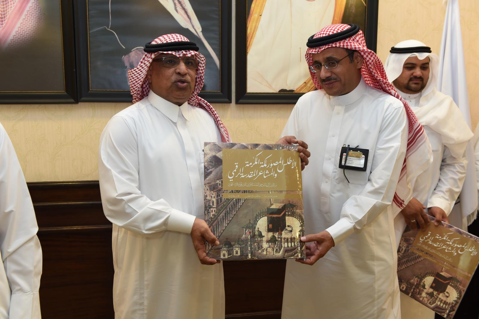 جامعة أم القرى والشركة السعودية للكهرباء يبحثان مجالات التعاون بينهما