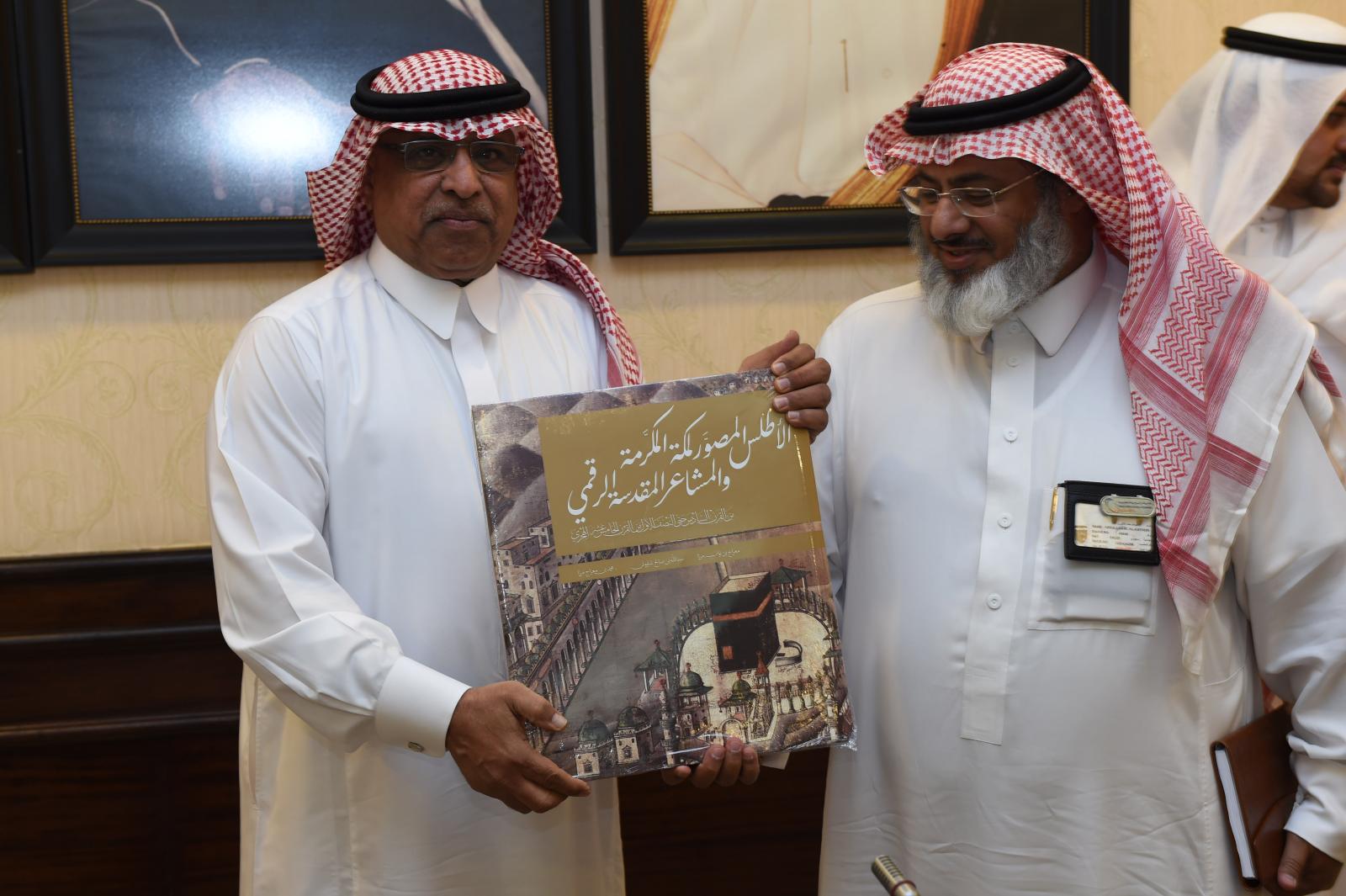جامعة أم القرى والشركة السعودية للكهرباء يبحثان مجالات التعاون بينهما