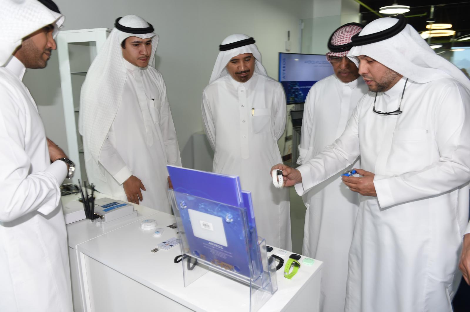 جامعة أم القرى والشركة السعودية للكهرباء يبحثان مجالات التعاون بينهما