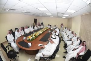 UQU President Meets with Students in Qunfudah, Launches Classrooms Project