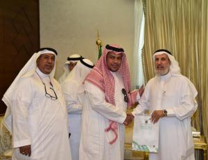 UQU President Meets  Chairman and Members of Makkah Chamber of Commerce