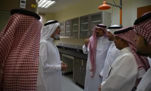 UQU President Checks on Buildings of Adhm University College