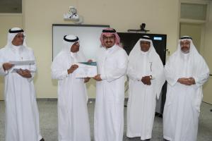 UQU President Grants Vice Presidents and Deans Strategic Planning Certificates