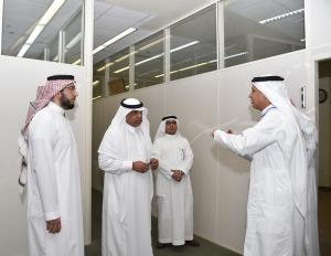 UQU President Checks on Admission Process for Postgraduate Studies Programs