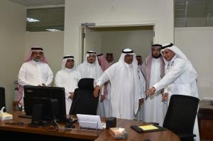 UQU President Checks on Admission Process for Postgraduate Studies Programs