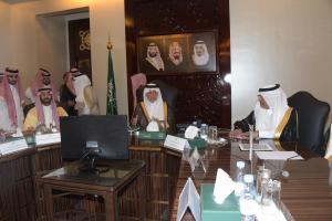 Makkah Emir Launches Umm Al-Qura Consultations Oasis  