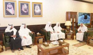 UQU President Receives Dr. Al-Aqla, Dr. Al-Ghamdi  and Members of Board of Directors of  Zamazemah United Office