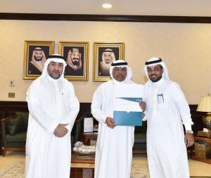 UQU President Honors Outstanding Employees of UQU Vice Presidency