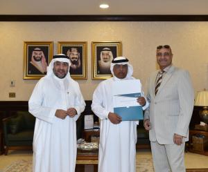 UQU President Honors Outstanding Employees of UQU Vice Presidency