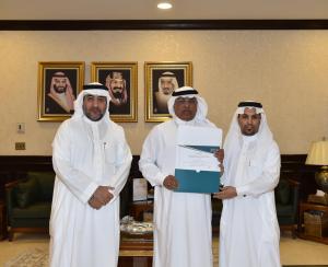 UQU President Honors Outstanding Employees of UQU Vice Presidency