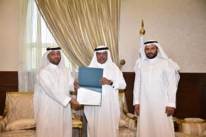 UQU President Honors Affiliates of Legal Department