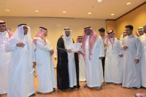 In the Presence of UQU Vice President for Educational Affairs, Pharmacy Club Concludes  Its Activities and Events 